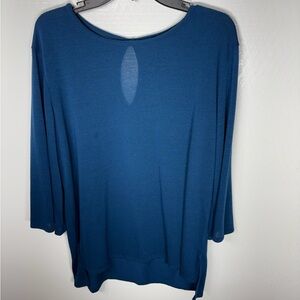 Chic Teal Long Sleeve Women's Top 392